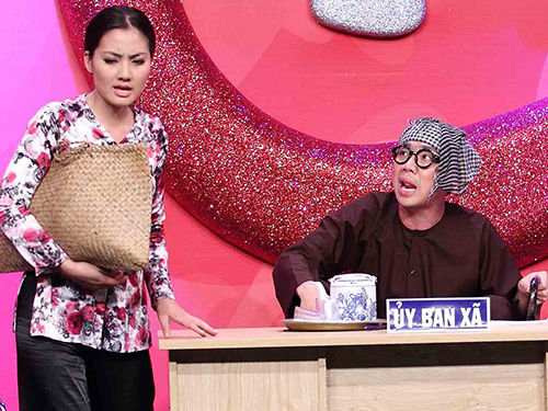 Trấn Thành và Ngọc Lan trong tiểu phẩm Cán bộ trong mơ (Ảnh do HTV2 cung cấp)