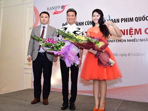 Đàm Vĩnh Hưng và Ngọc Thanh Tâm nhân kỷ niệm chương Phim được khán giả bình chọn nhiều nhất Đàm Vĩnh Hưng và Ngọc Thanh Tâm nhân kỷ niệm chương Phim được khán giả bình chọn nhiều nhất
