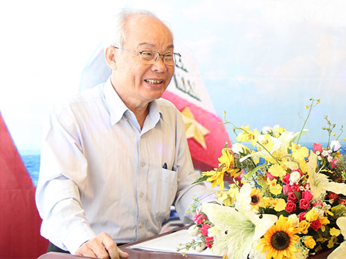 Nhạc sĩ Phạm Minh Tuấn Nhạc sĩ Phạm Minh Tuấn