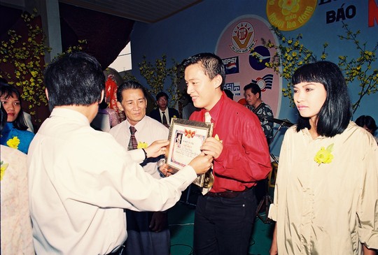 Danh sách Giải Mai Vàng V- 1999 - Ảnh 1. Danh sách Giải Mai Vàng V- 1999 - Ảnh 1.