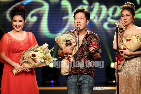 Trường Giang bị loại khỏi vòng bầu chọn Giải Mai Vàng 2018 - Ảnh 2. Trường Giang bị loại khỏi vòng bầu chọn Giải Mai Vàng 2018 - Ảnh 2.