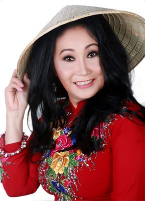 Giải Mai Vàng 25 năm: Thanh Hằng, Thanh Ngân và 3 tượng Mai Vàng - Ảnh 1. Giải Mai Vàng 25 năm: Thanh Hằng, Thanh Ngân và 3 tượng Mai Vàng - Ảnh 1.