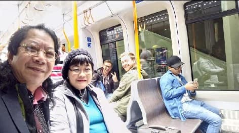 Mai Vàng nhân ái chia sẻ khó khăn với hai nghệ sĩ ưu tú - Ảnh 4.