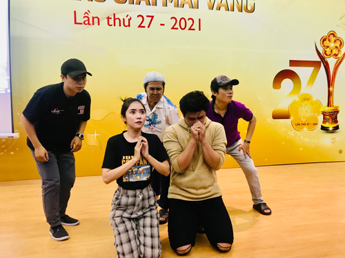 Lễ trao Giải Mai Vàng lần thứ 27-2021: Mới mẻ, ý nghĩa, đầy sắc màu - Ảnh 4. Lễ trao Giải Mai Vàng lần thứ 27-2021: Mới mẻ, ý nghĩa, đầy sắc màu - Ảnh 4.
