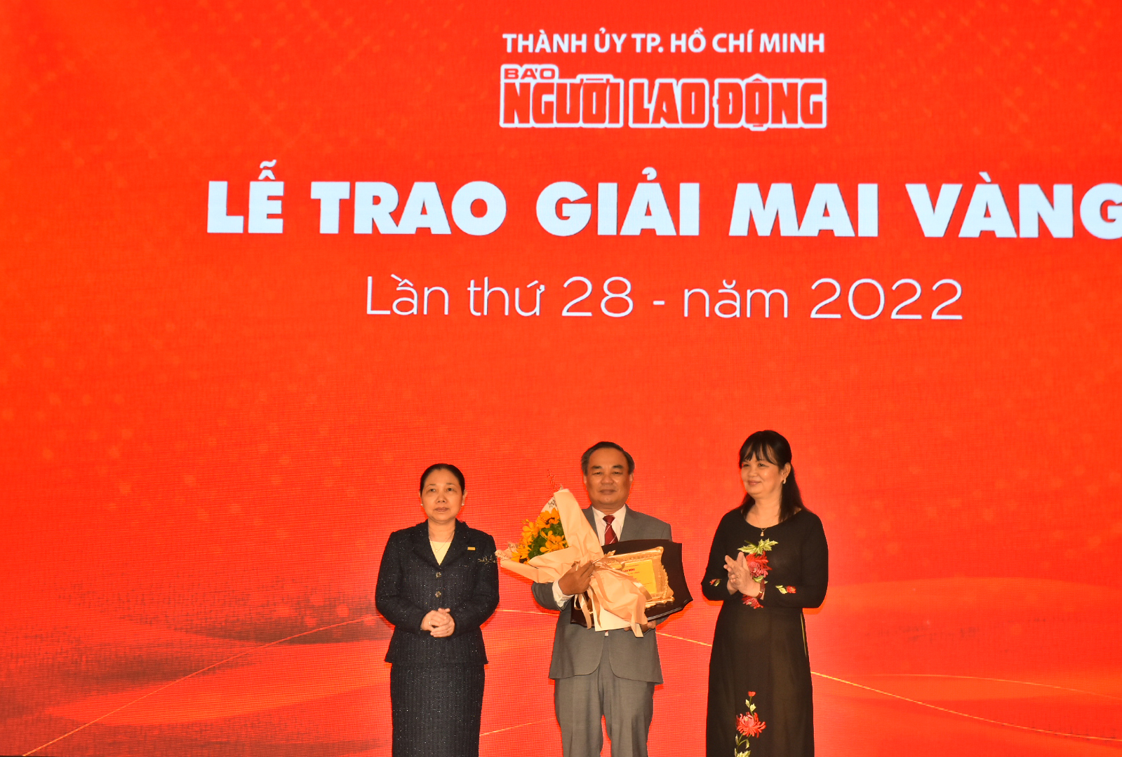 Đề cử giải THƯỞNG TÁC PHẨM Văn hóa - Nghệ thuật xuất sắc: 3 tác phẩm sáng tạo, nhân văn, lan tỏa - Ảnh 4.