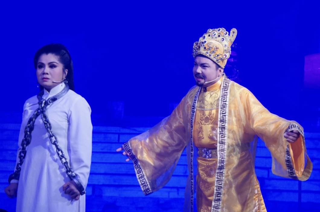 Vở cải lương sử Việt "Ngược dòng Tây Sơn": Nêu cao tinh thần ái quốc- Ảnh 1. Vở cải lương sử Việt "Ngược dòng Tây Sơn": Nêu cao tinh thần ái quốc- Ảnh 1.