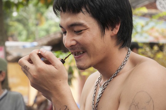 Tạo hình nhân vật của Quách Ngọc Ngoan trong phim Hiệp sĩ mù