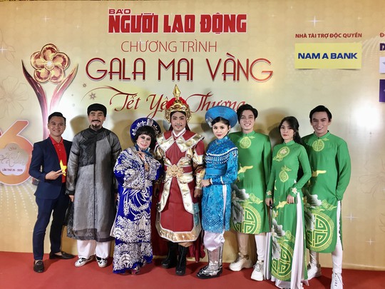 Nghệ sĩ Mai Vàng nhân ái truyền năng lượng tích cực cho đàn em - Ảnh 3.