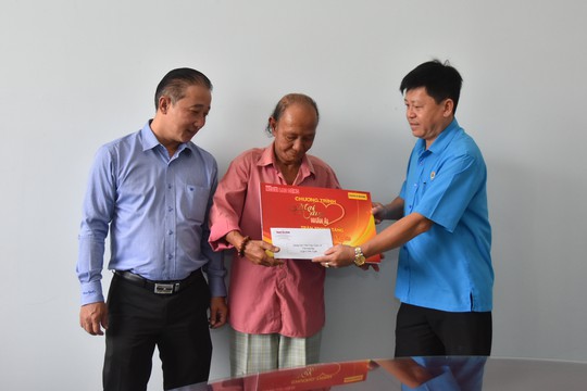 Mai Vàng nhân ái hỗ trợ 3 nghệ sĩ ở Bến Tre - Ảnh 9.