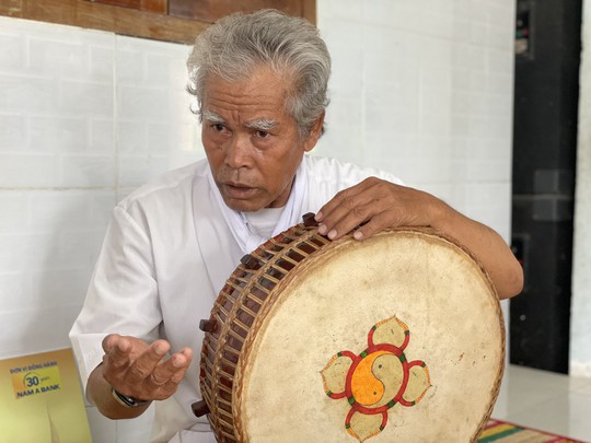 Mai Vàng nhân ái thăm 2 nghệ nhân ưu tú dân tộc Chăm và Raglai ở Ninh Thuận - Ảnh 2.
