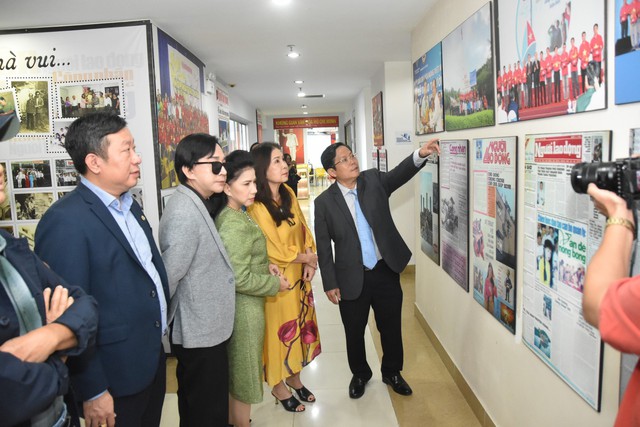 Gặp gỡ các nghệ sĩ nổi tiếng từng đoạt Giải Mai Vàng lần 3: Kim Xuân, Minh Nhí, Tuyết Thu… tụ hội!- Ảnh 2.