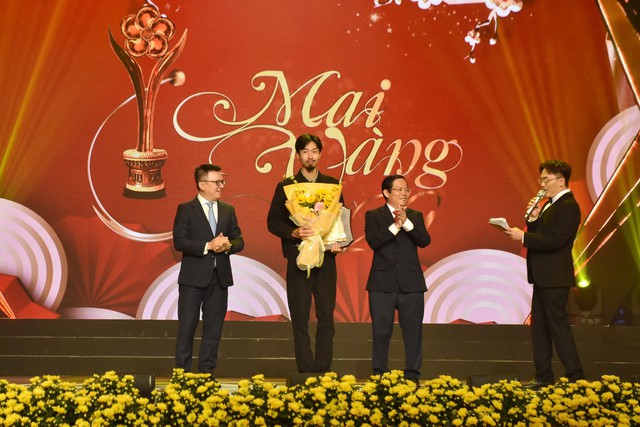 TRAO GIẢI MAI VÀNG LẦN THỨ 29 - 2023: Vinh dự, xúc động- Ảnh 1. TRAO GIẢI MAI VÀNG LẦN THỨ 29 - 2023: Vinh dự, xúc động- Ảnh 1.