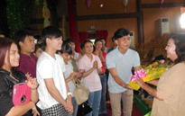 NSND Kim Cương trò chuyện về nghề với nghệ sĩ trẻ