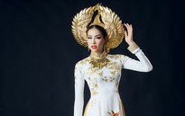 Chờ đợi Phạm Hương...