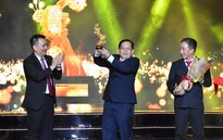 Mai Vàng 2020: Trao đổi quyền lưu giữ "kiệt tác" để chăm lo nghệ sĩ khó khăn