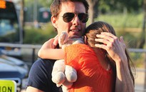 Tom Cruise gặp con gái lần đầu sau ly dị