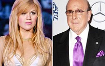 Clive Davis bị Kelly Clarkson chỉ trích dối trá