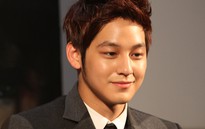 Kim Bum bất ngờ với tình cảm của khán giả Việt