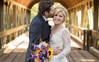 Kelly Clarkson khoe ảnh cưới “lén” đẹp như mơ
