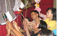 Những dự án nhà hát trên giấy: Múa rối ở thuê, sống nhọc