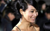 “Nữ hoàng gợi cảm” Kim Hye Soo tới Việt Nam