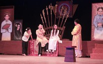Sống chết theo sân khấu