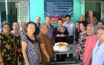 NSND Ngọc Giàu mừng sinh nhật tuổi 66