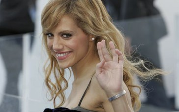 Người đẹp Brittany Murphy sẽ không chết nếu gọi cấp cứu sớm