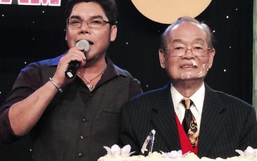 Nghệ sĩ Văn Chung hạnh phúc được chúc thọ