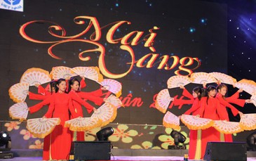 Ga la Mai Vàng chào xuân 2010