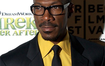 Eddie Murphy giành giải hài Mark Twain
