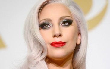 Lady Gaga mới là Người phụ nữ của năm