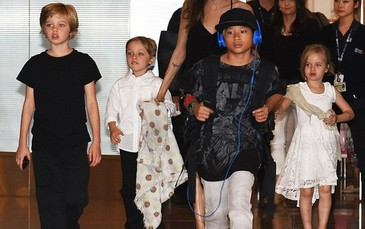 Campuchia bác tin Angelina Jolie-Pitt nhận thêm con nuôi