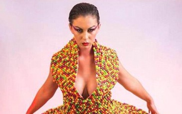 Người đẹp vô gia cư “lên đời” nhờ sáng tạo thời trang