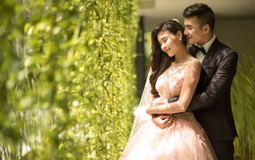 Lương Thế Thành và Thúy Diễm tung ảnh cưới lung linh