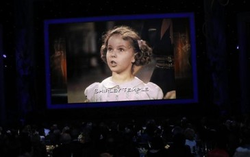 Đấu giá nhẫn kim cương xanh hiếm của Shirley Temple