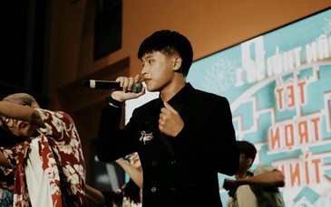 H.Kray - Ca khúc "Phấn hoa màu son"
