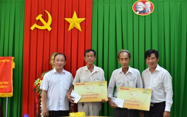 "Mai Vàng nhân ái" kết nối nghĩa tình (*): Truyền năng lượng tích cực cho văn nghệ sĩ