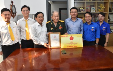 Mai Vàng tri ân: Buổi kể chuyện lịch sử đặc biệt